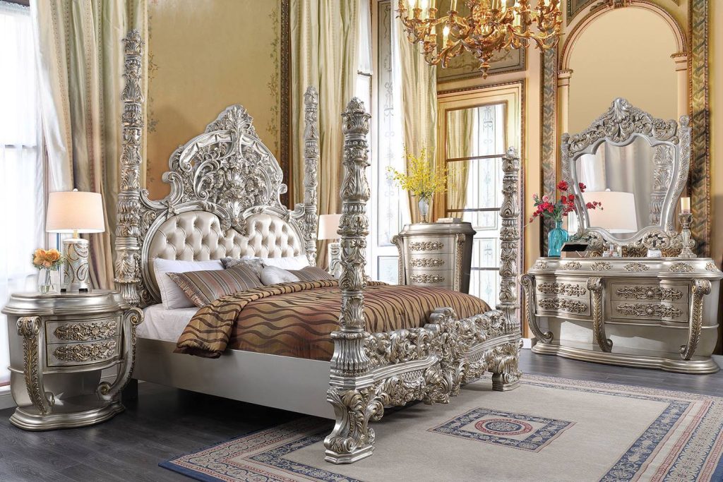 Bedroom American Classic, Bedroom Classic, Bedroom Neo Classic, Bedroom Set, Classic Bedroom Design, Desain Tempat Tidur Klasik, Luxury Furniture, Tempat Tidur Antik, Tempat Tidur Klasik, Tempat Tidur Klasik Jepara, Tempat Tidur Mewah, Tempat Tidur Ukir, Tempat Tidur Warna Silver,Set Kamar Tidur Mewah Ukiran Jepara Warna Silver Eropa Style Homey Best Seller
